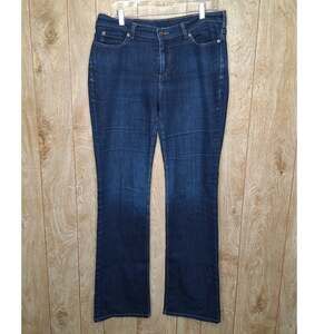 Ladies Duluth Trading Company Jeans Darker Wash  size 12 x 35